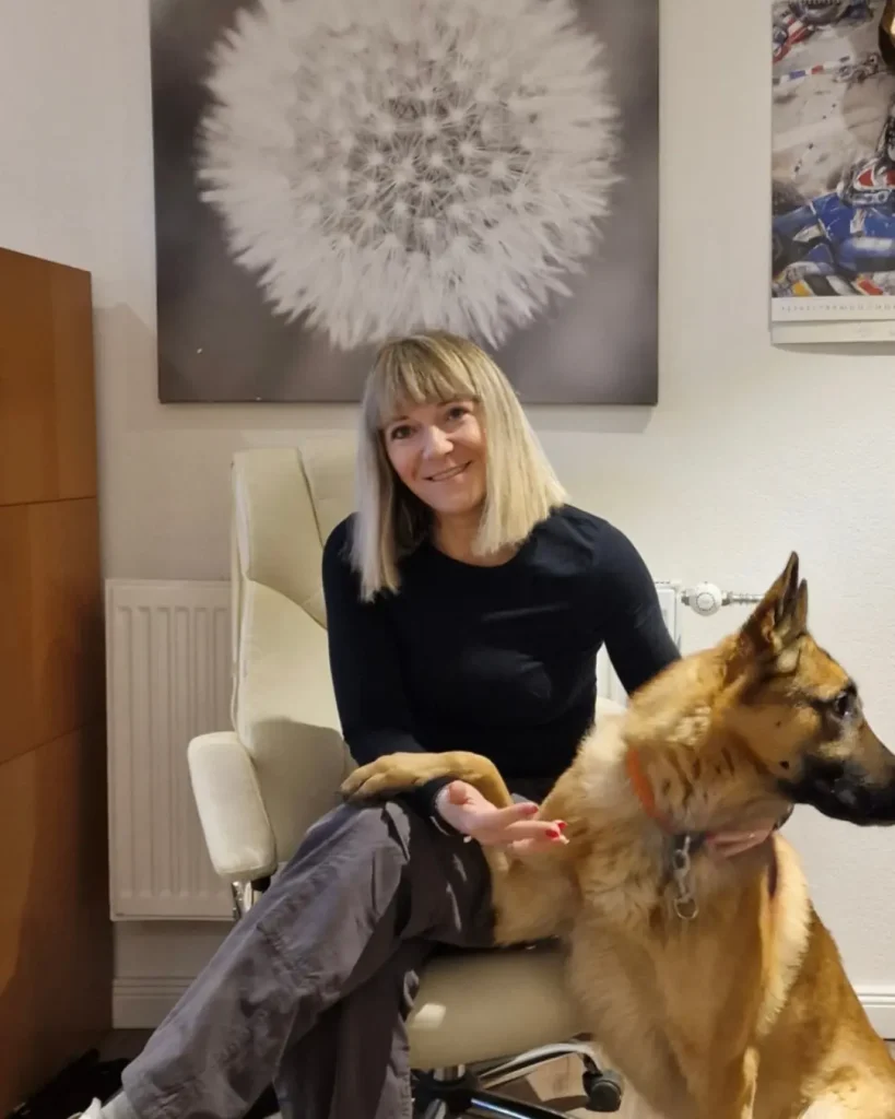 Autorica Nikolina Ivanović certificirani ThetaHealing® Advanced DNA praktičar